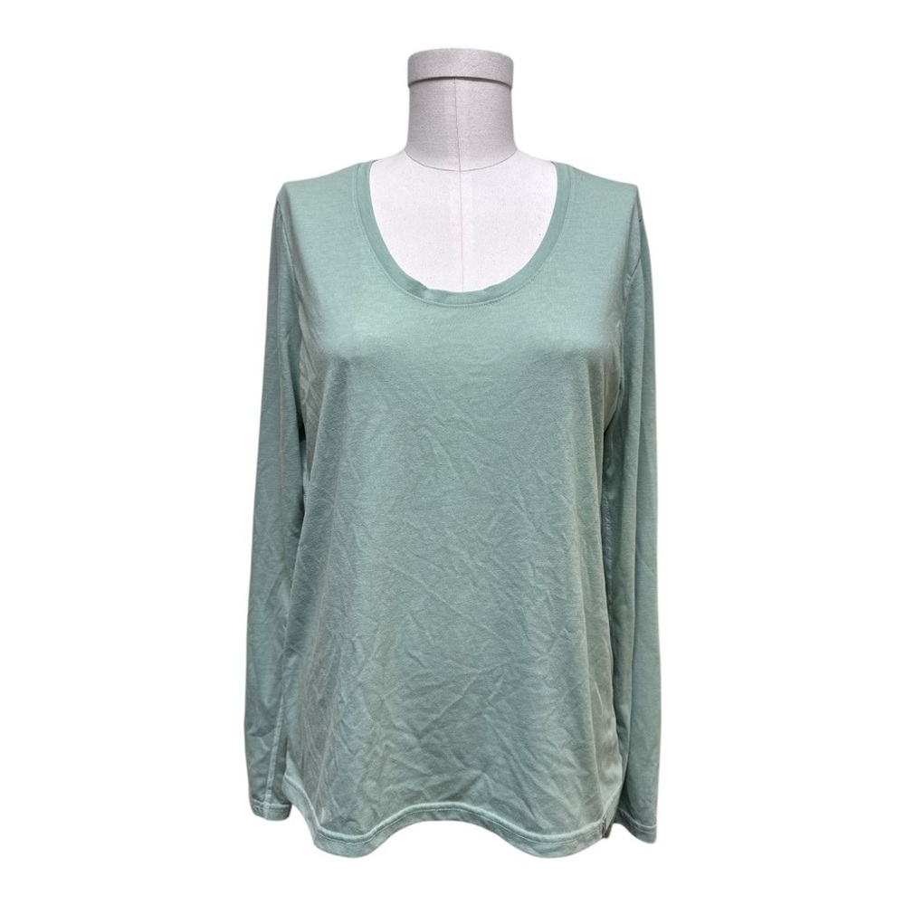 Set of TWO Stio Divide Scoop Neck Long Sleeve Tee, Yellow and Leaf Green, Medium - Picture 4 of 14